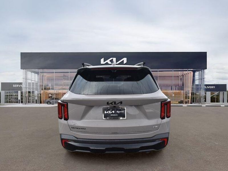 New 2026 Kia Sorento X-Line SX PrestigeImage 5
