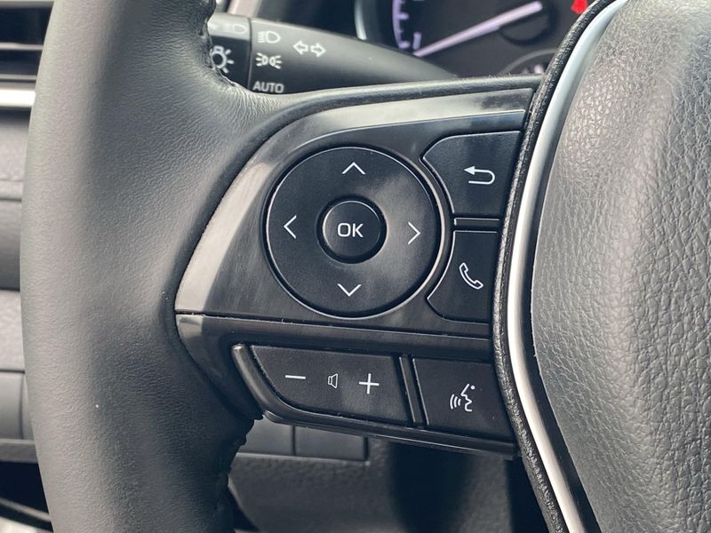 2018 Toyota Camry SEImage 26