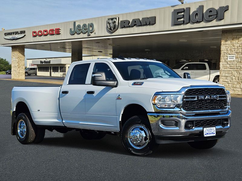 2024 RAM 3500 Tradesman Crew Cab 4x4 8