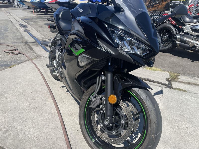 Used 2025 Kawasaki NINJA 650 Image 11