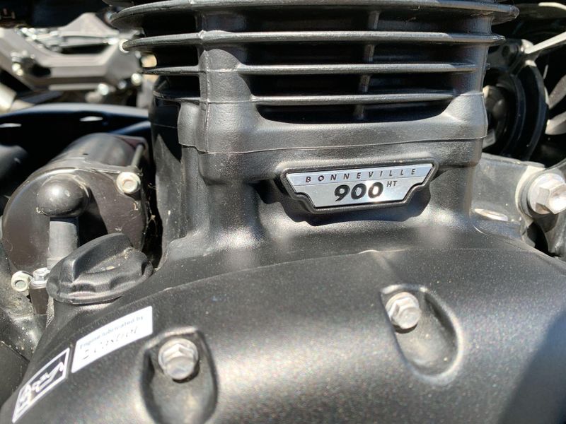 Used 2022 Triumph Street Twin Base Image 20