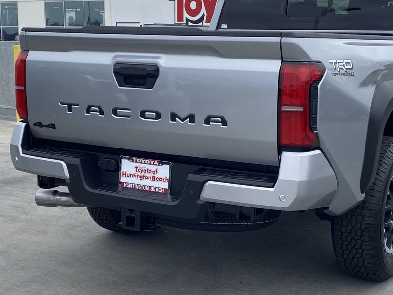 2025 Toyota Tacoma TRD Off RoadImage 4