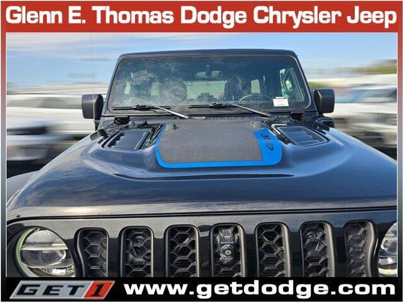 2021 Jeep Wrangler 4xe Unlimited Rubicon photo 5