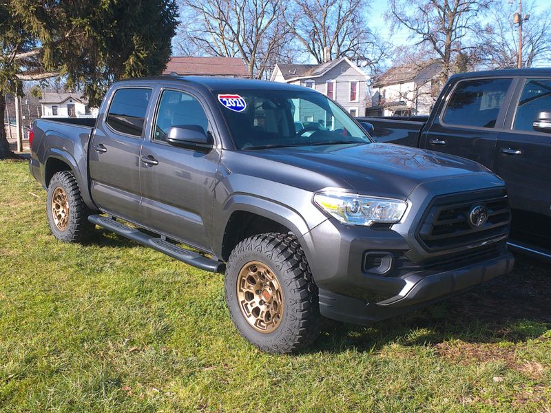 2021 Toyota Tacoma Image 1