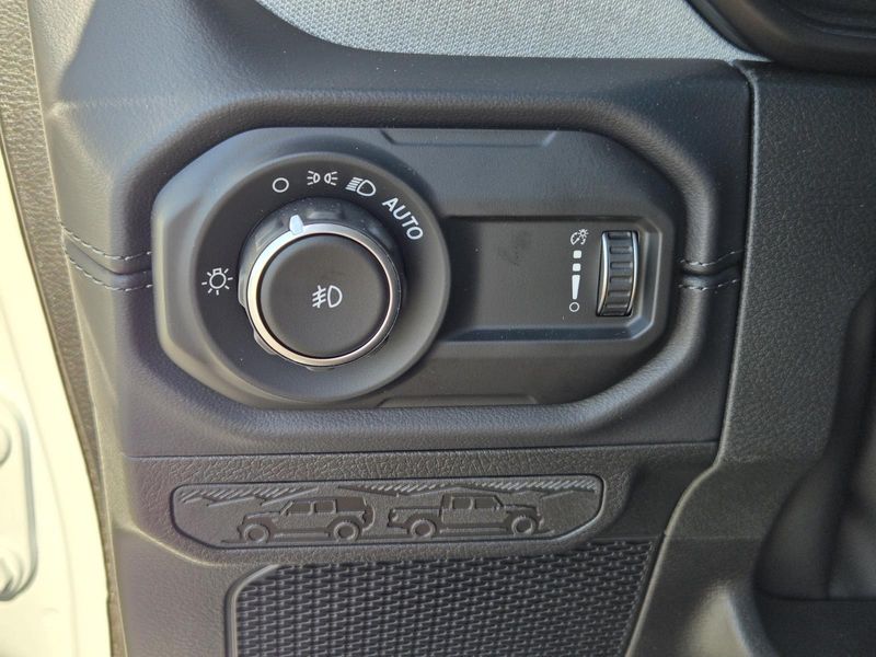 New 2025 Jeep Wrangler 4-door Sahara