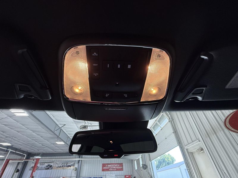 Used 2023 Dodge Charger R/TImage 21