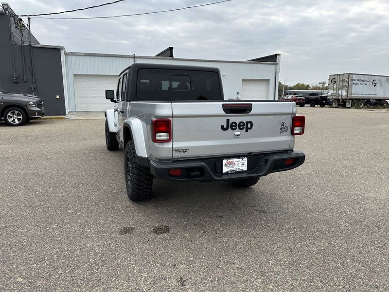 2023 Jeep Gladiator WillysImage 6