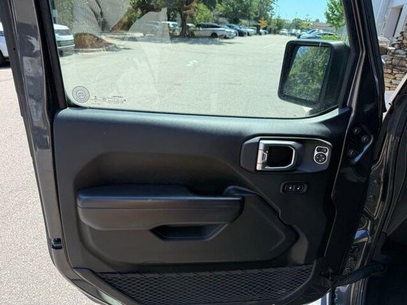 Used 2018 Jeep Wrangler Unlimited Sport S