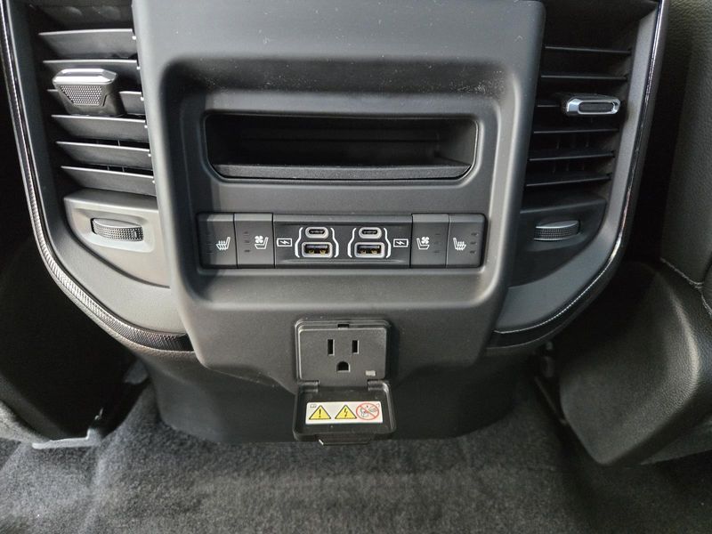 New 2026 RAM 1500 Rho Crew Cab 4x4 5'7' Box