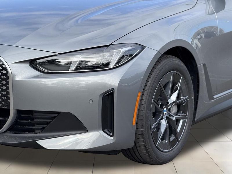 2025 BMW i4 eDrive40Image 11
