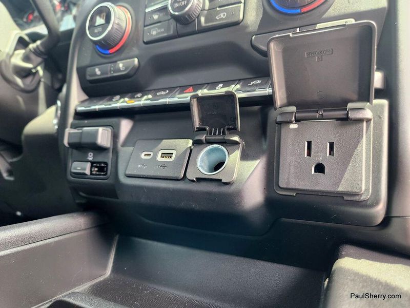 2021 Chevrolet Silverado 1500 RST Z71Image 40