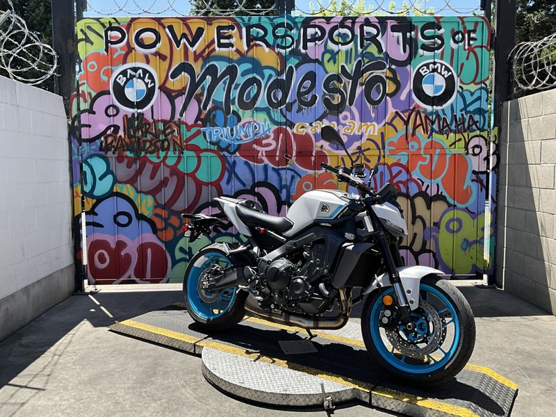 New 2025 Yamaha MT-09 Image 4