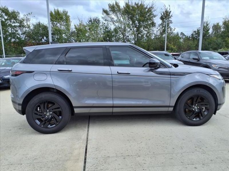 2022 Land Rover Range Rover Evoque SImage 8