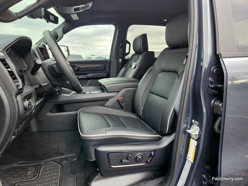 New 2026 RAM 1500 Limited Crew Cab 4x4 5'7' Box