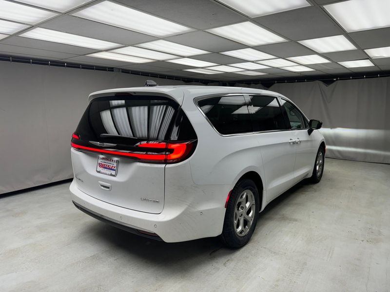 2024 Chrysler Pacifica Limited in a Bright White Clear Coat exterior color. Weekley Chrysler Dodge Jeep Co 419-740-1451 weekleychryslerdodgejeep.com 