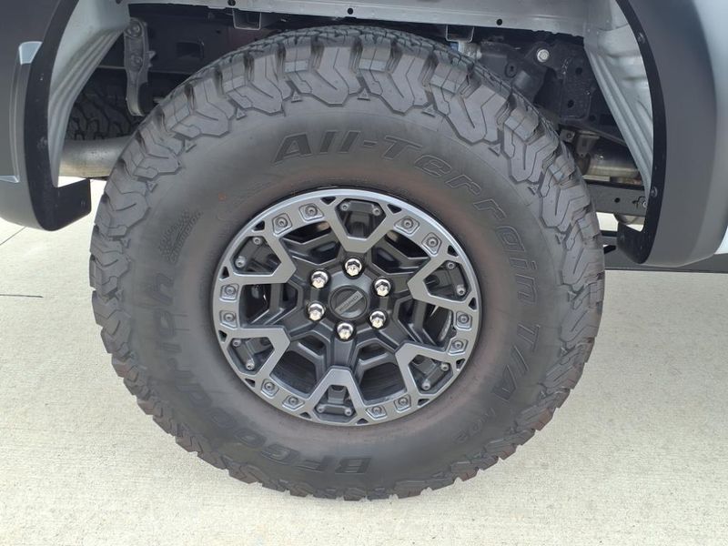 2025 Ford F-150 RaptorImage 12