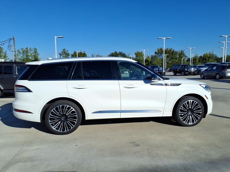 Used 2023 Lincoln Aviator Black LabelImage 11