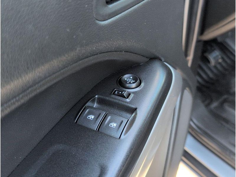 2021 Chevrolet Colorado 2WD LTImage 13