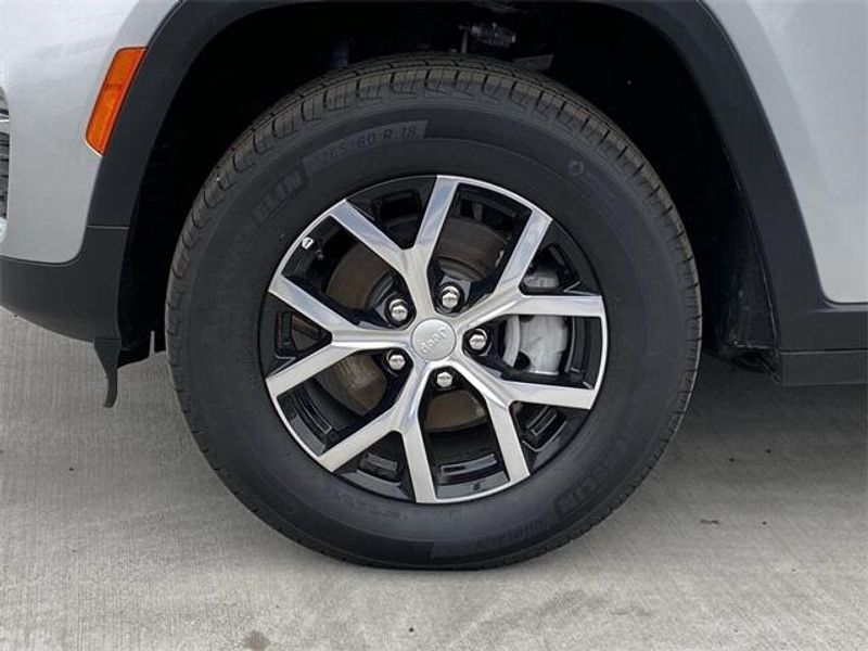 2024 Jeep Grand Cherokee Limited 4x4Image 10