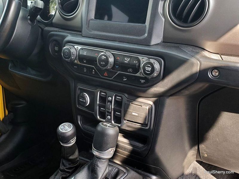 Used 2020 Jeep Wrangler Unlimited FreedomImage 20
