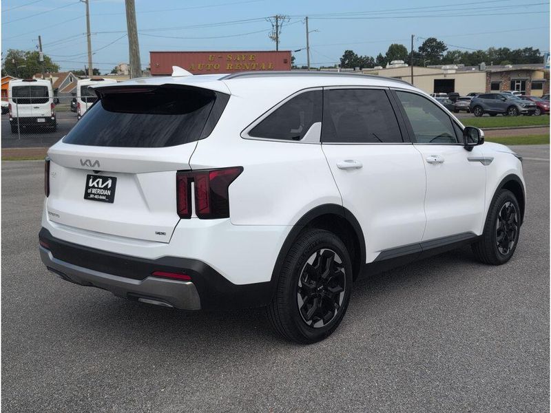 Used 2024 Kia Sorento SImage 5