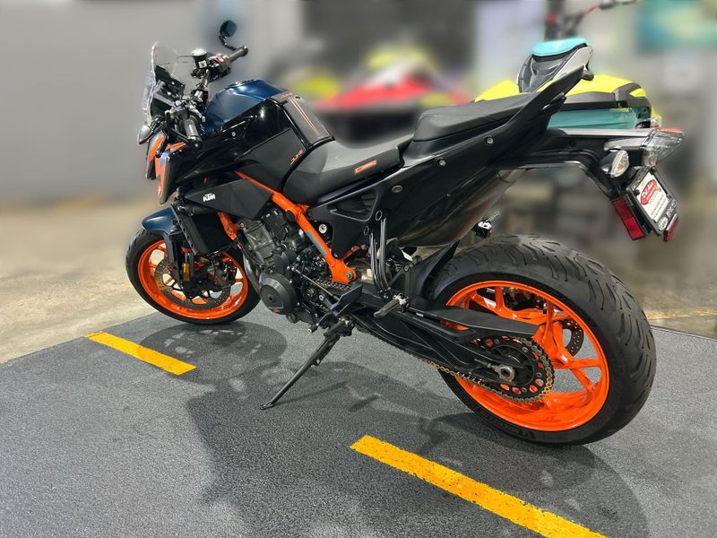 Used 2022 KTM 890 DUKE R Image 16