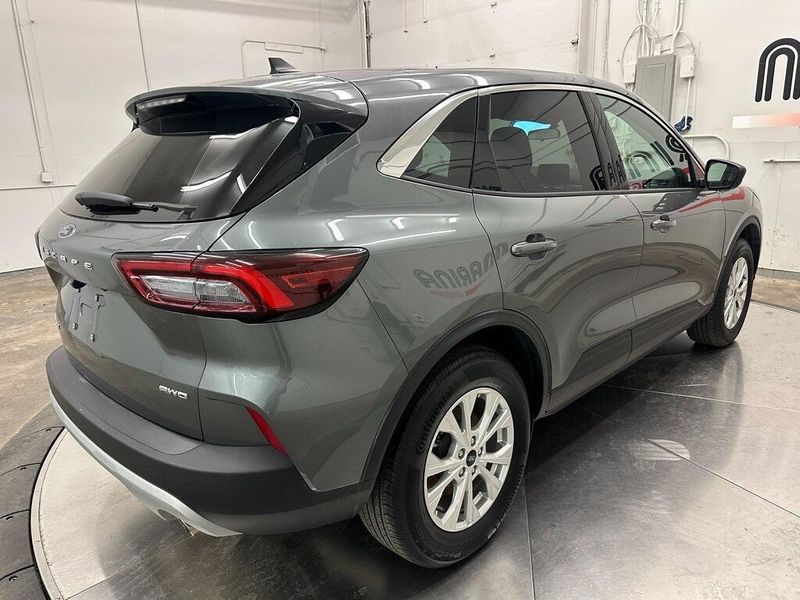 2024 Ford Escape ActiveImage 15