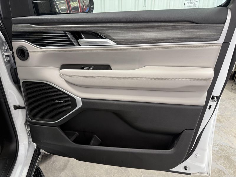 2024 Jeep Wagoneer Series IIImage 13