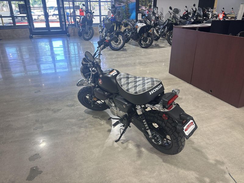 New 2026 Honda MONKEY ABS Image 13