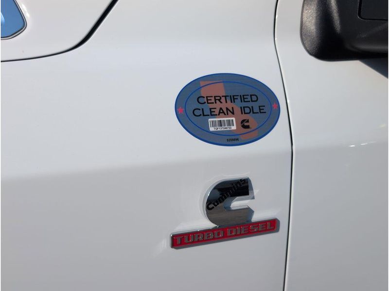 New 2026 RAM 3500 Tradesman Crew Cab Chassis 4x4 60