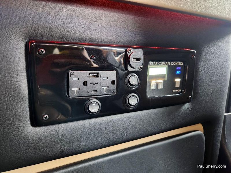 2024 RAM Promaster 3500 Slt+ Window Van High Roof 159