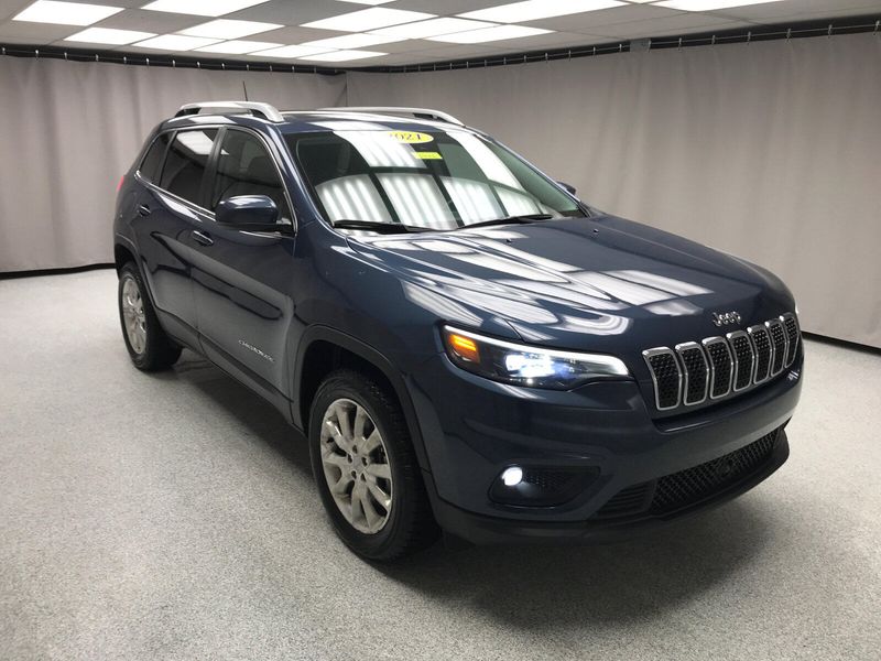 2021 Jeep Cherokee Latitude LuxImage 23