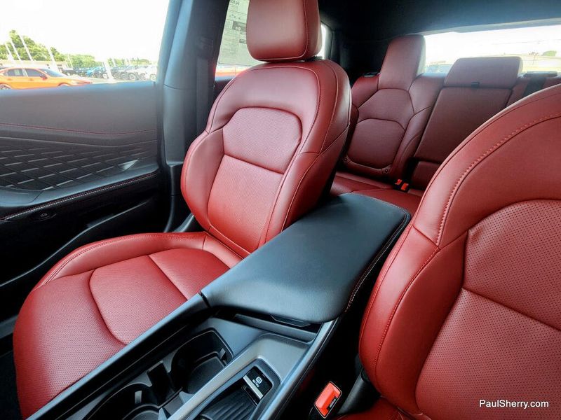 New 2026 Dodge Charger R/T Plus 4-door Awd