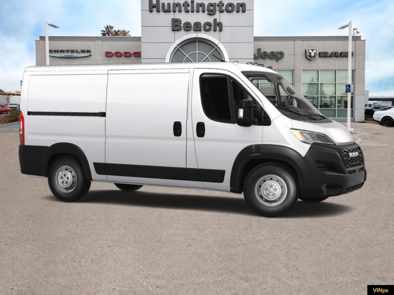 2024 RAM ProMaster 2500 Low Roof 136 WBImage 10