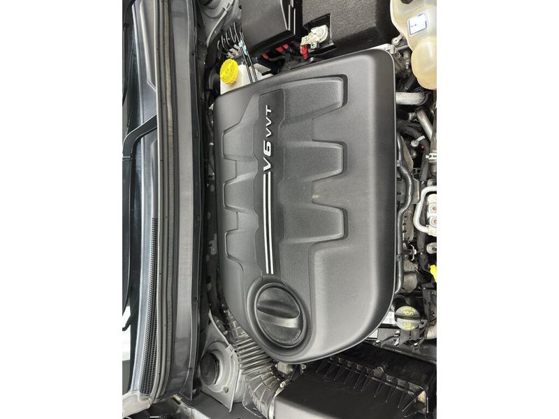 Used 2022 Jeep Cherokee TrailhawkImage 19