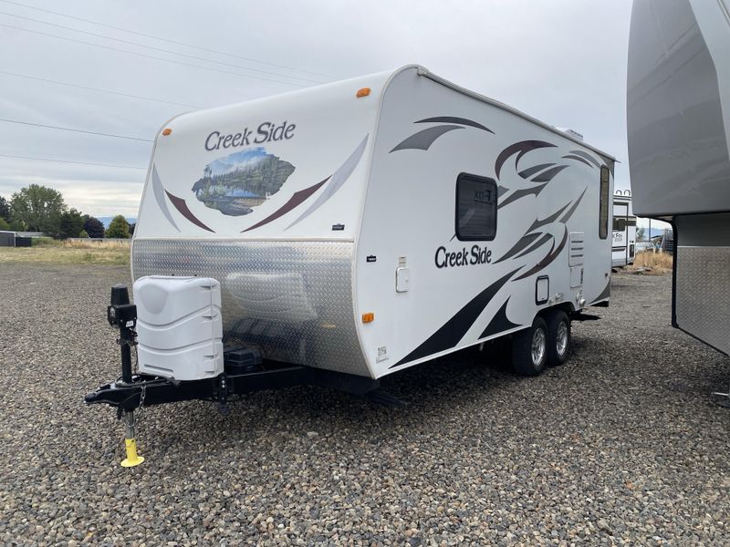 Used 2014 OUTDOORS RV CREEKSIDE 20FQ Image 4