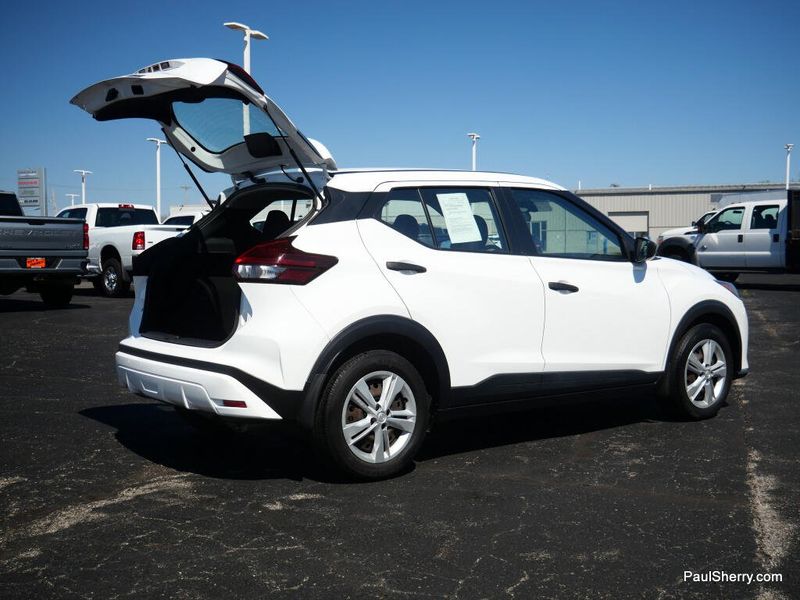 Used 2023 Nissan Kicks S