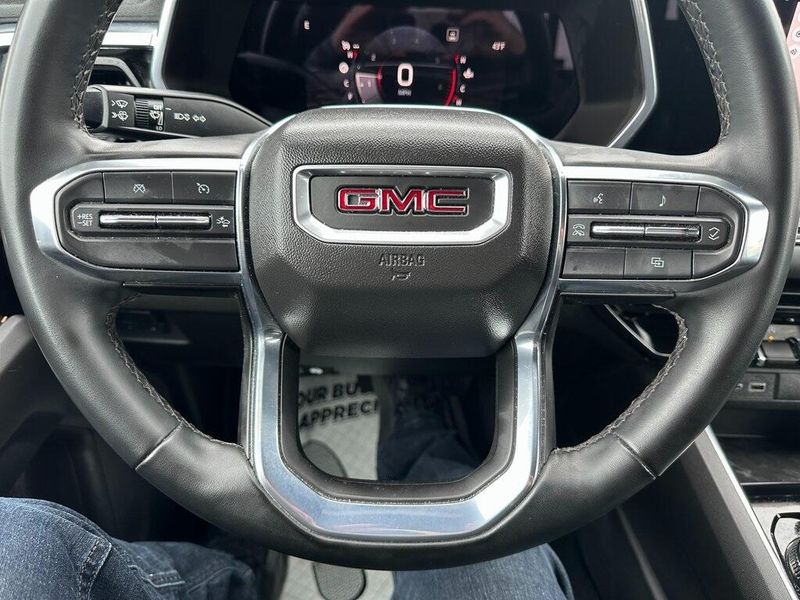 2023 GMC Canyon ElevationImage 3