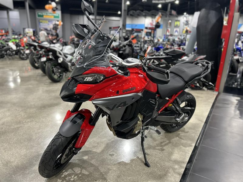 New 2025 Ducati MULTISTRADA V4 Image 12
