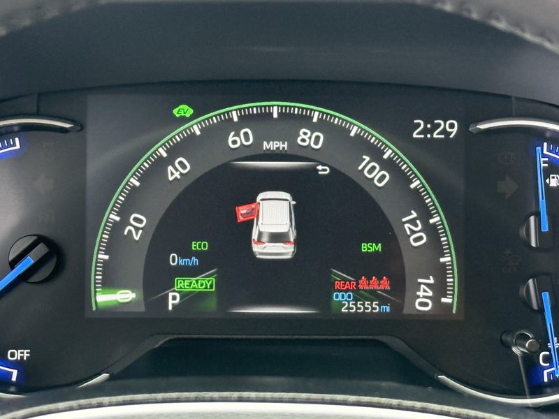 2021 Toyota RAV4 Hybrid LimitedImage 24