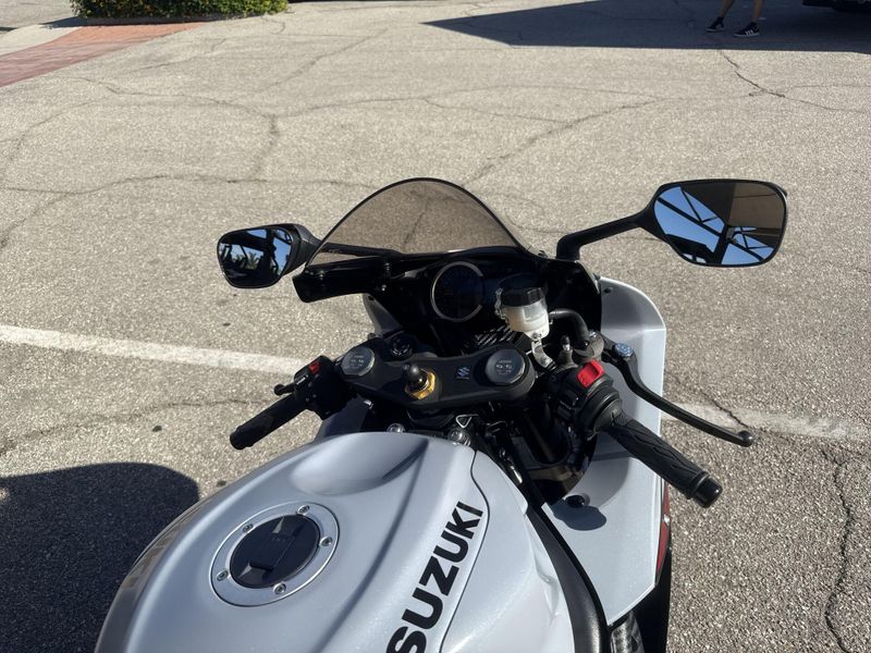Used 2023 Suzuki GSX-R600 CA Image 12
