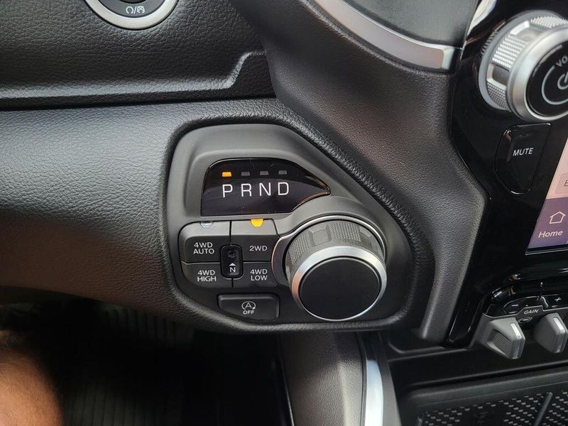 2025 RAM 1500 Lone Star Crew Cab 4x4 5