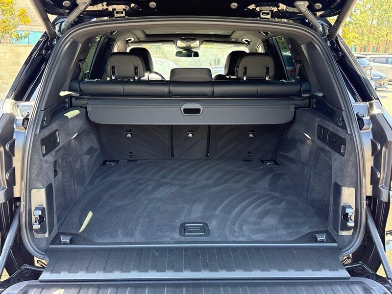 Used 2026 BMW X5 sDrive40iImage 16