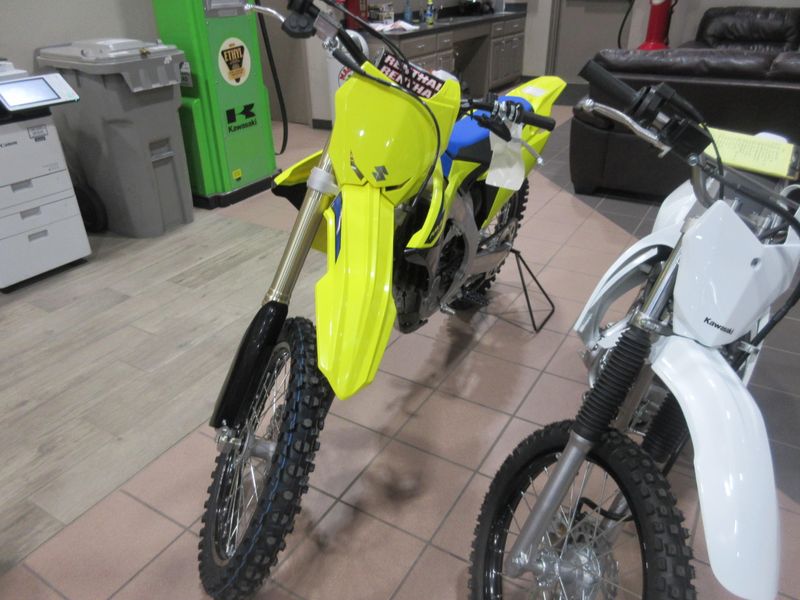 NEW 2027 SUZUKI RM-Z250 Image 12