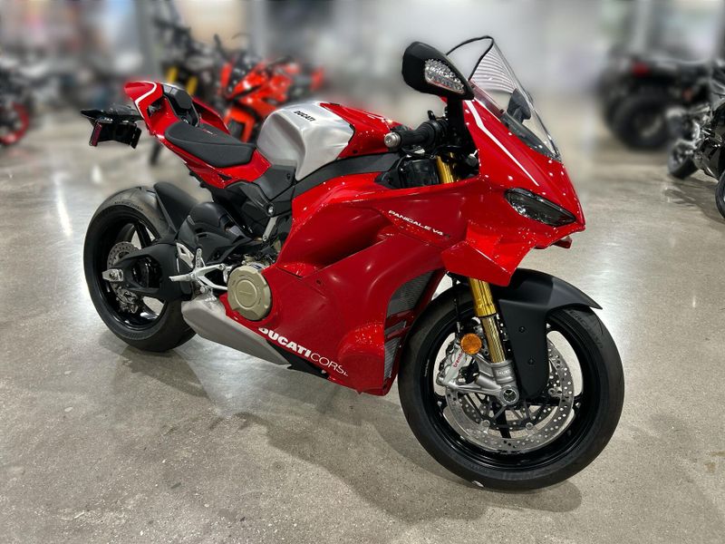 New 2026 Ducati PANIGALE V4 R Image 11