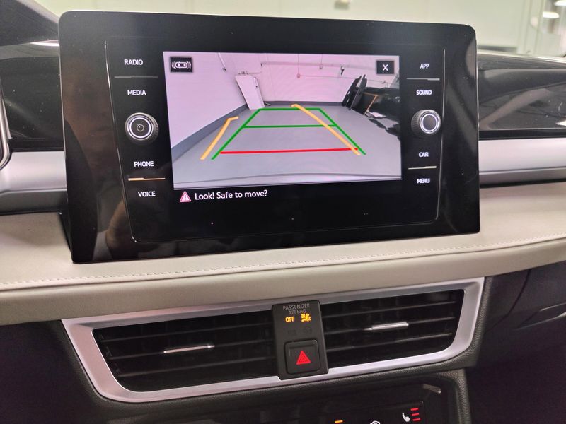 Used 2025 Volkswagen Taos SE 4-Motion AWDImage 20