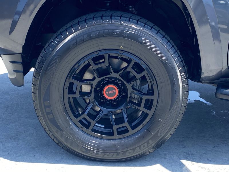 Used 2021 Toyota Tacoma 2WD SR5Image 8