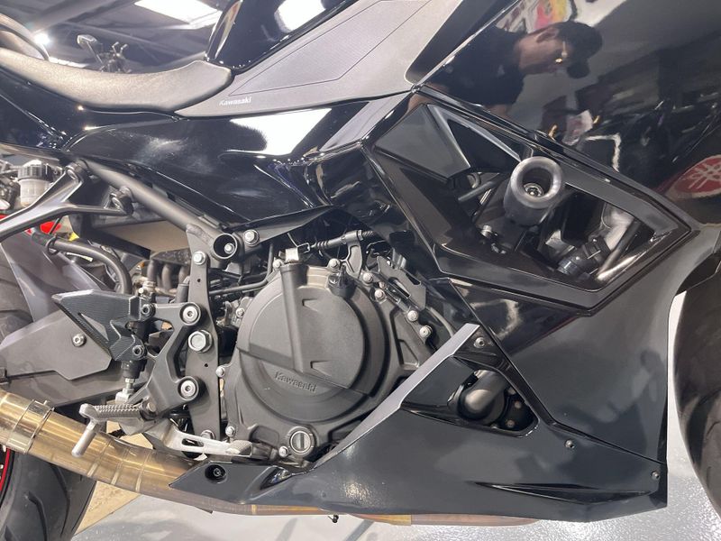 Used 2025 Kawasaki NINJA 500 Image 27