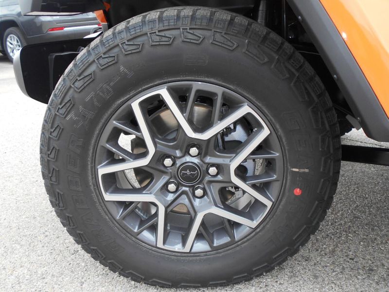 2025 Jeep Wrangler 4-door SaharaImage 10