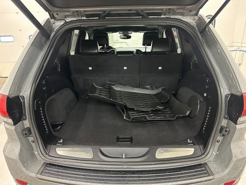 2021 Jeep Grand Cherokee Trailhawk in a Sting-Gray Clear Coat exterior color and Blackinterior. Marina Auto Group (855) 564-8688 marinaautogroup.com 
